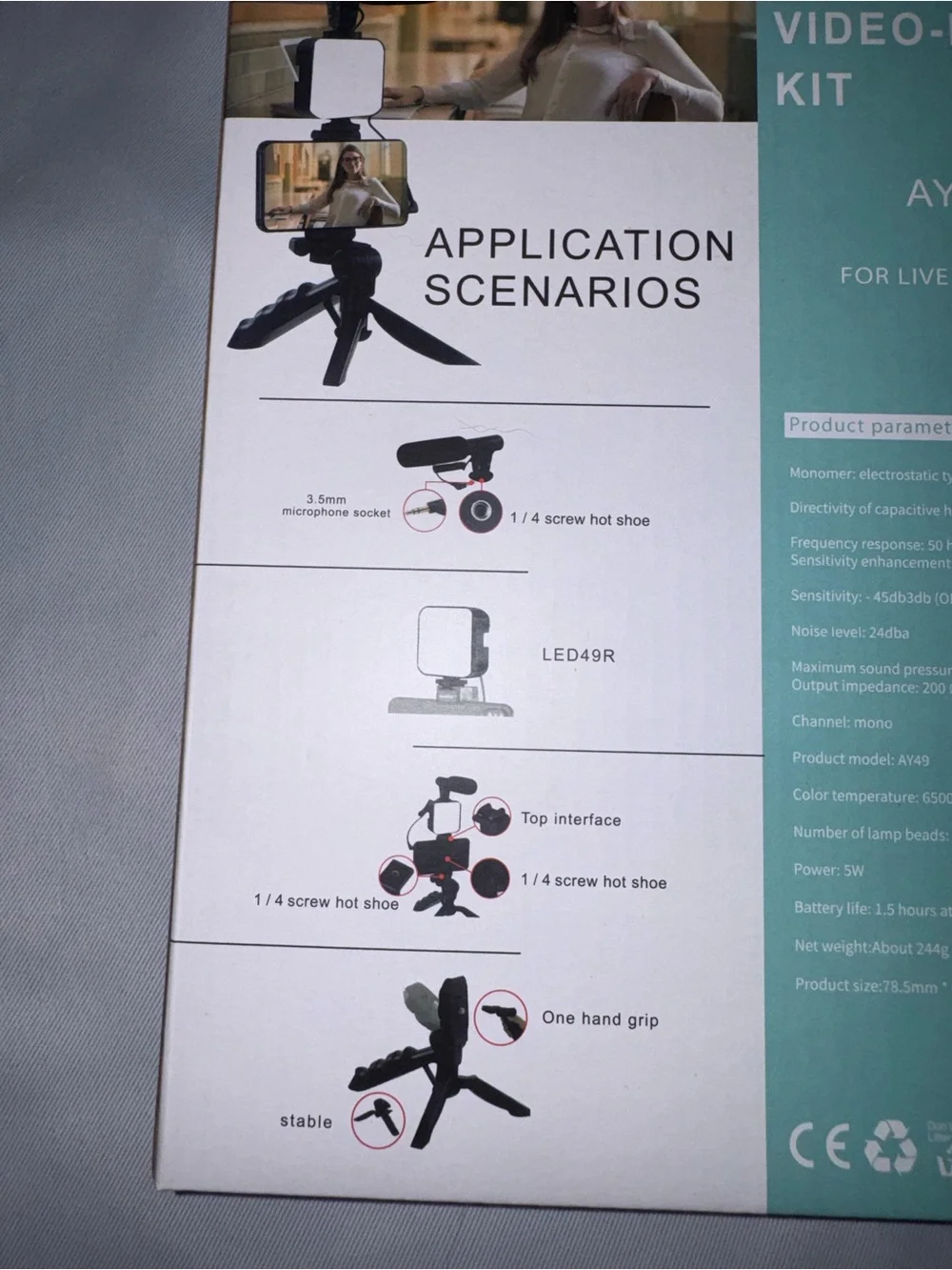 Video-Making Kit AY-49, has Audio, Light, Microphone & Tripod, New